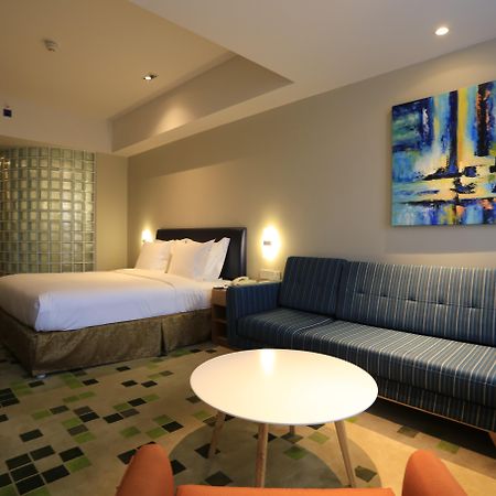 Holiday Inn Express Zhangjiakou Park View, An Ihg Hotel מראה חיצוני תמונה