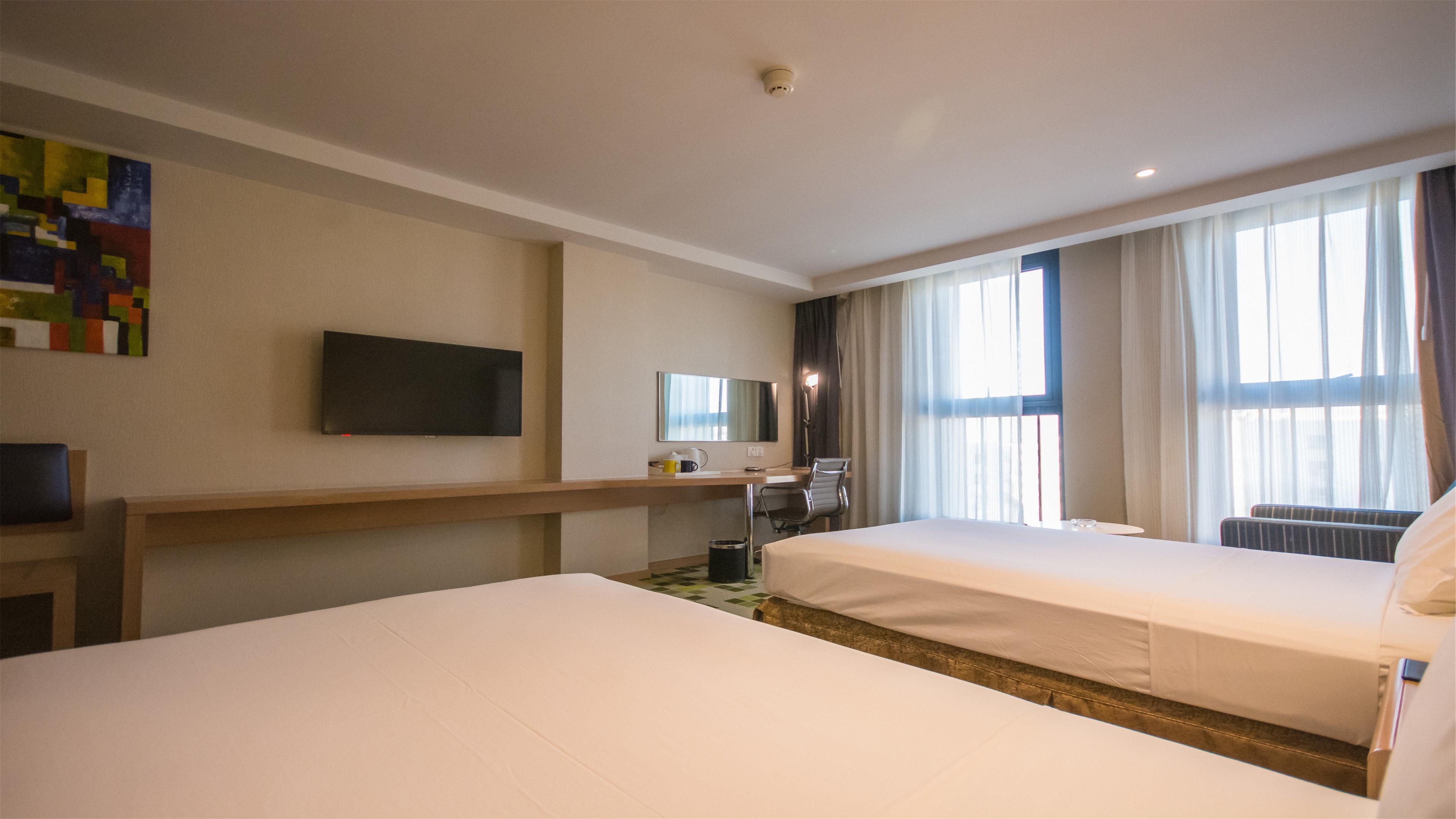 Holiday Inn Express Zhangjiakou Park View, An Ihg Hotel מראה חיצוני תמונה