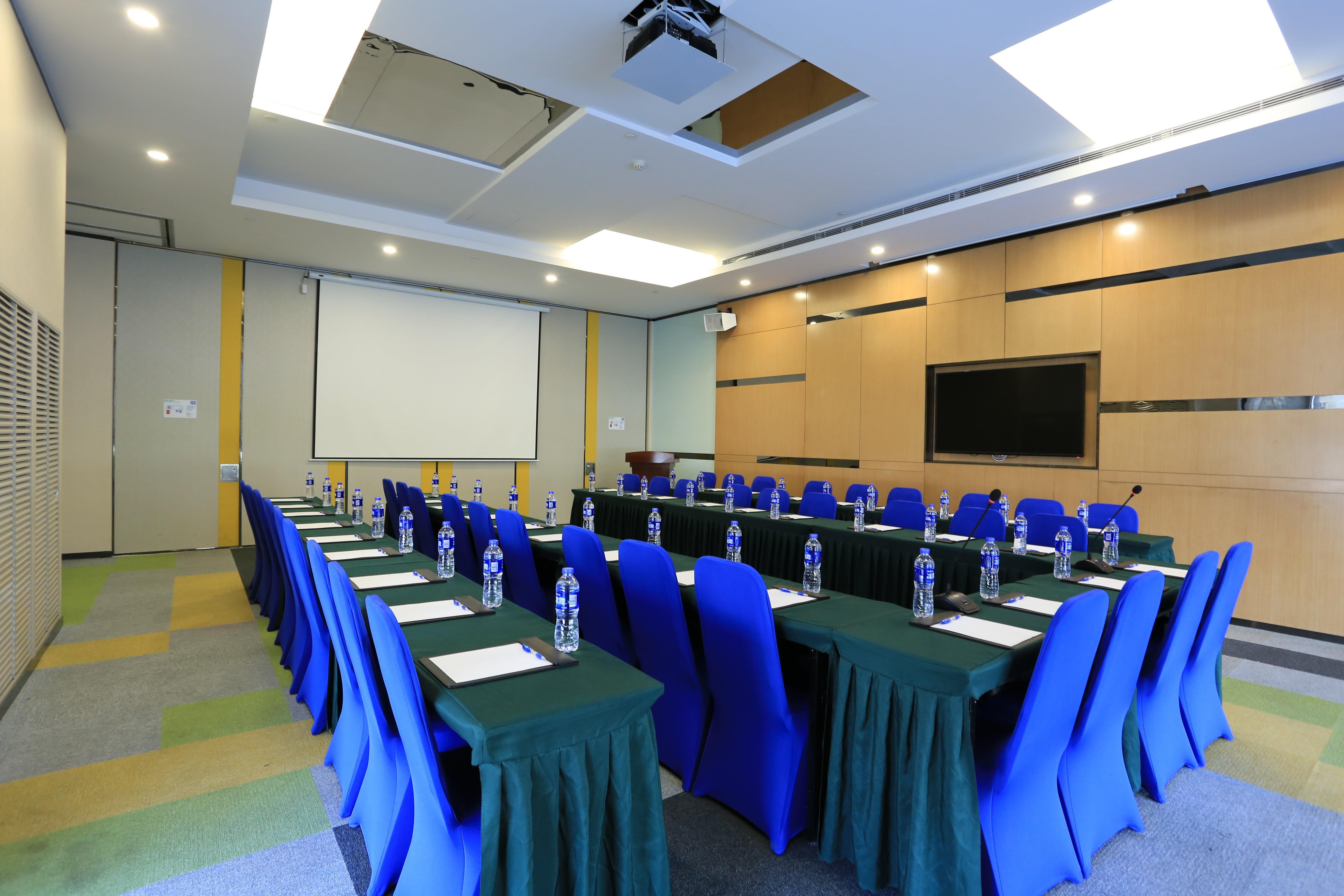 Holiday Inn Express Zhangjiakou Park View, An Ihg Hotel מראה חיצוני תמונה