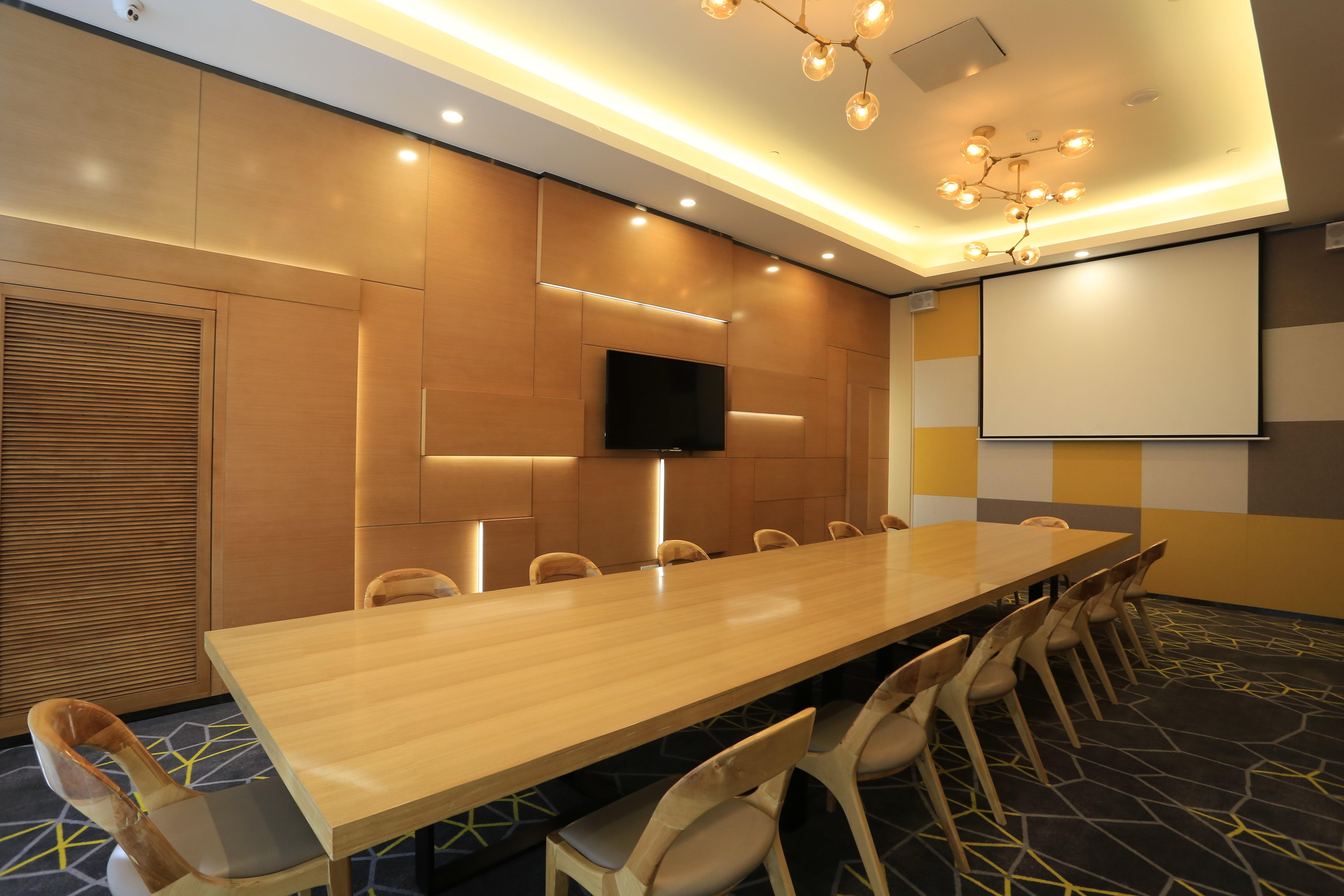 Holiday Inn Express Zhangjiakou Park View, An Ihg Hotel מראה חיצוני תמונה