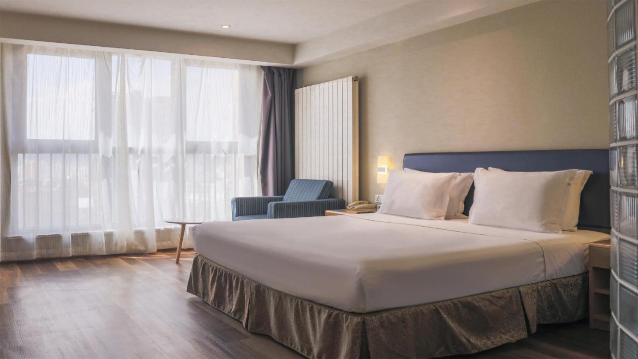Holiday Inn Express Zhangjiakou Park View, An Ihg Hotel מראה חיצוני תמונה