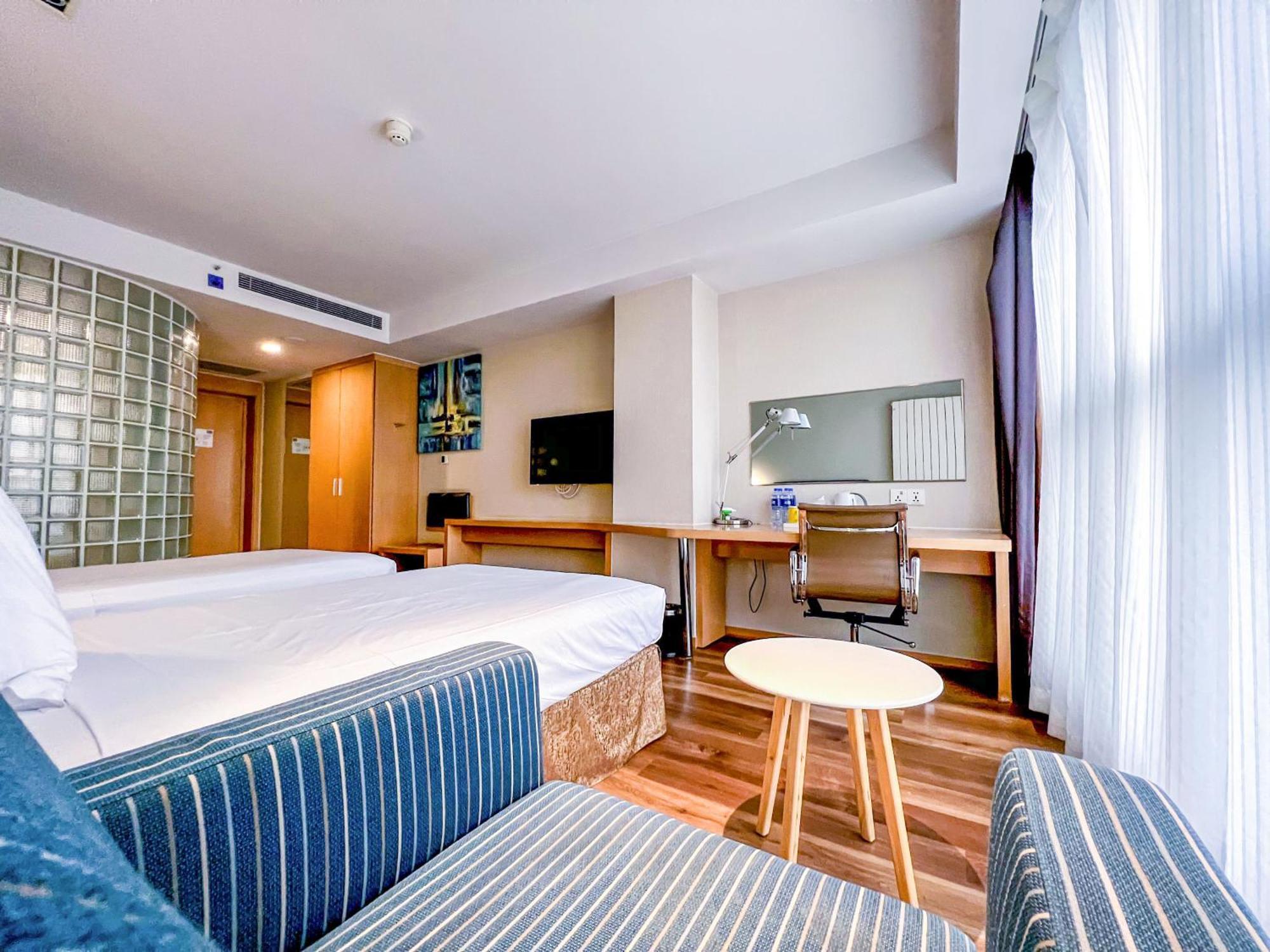 Holiday Inn Express Zhangjiakou Park View, An Ihg Hotel מראה חיצוני תמונה