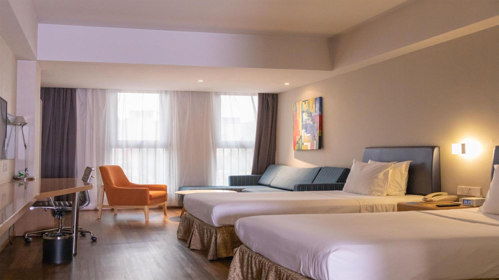 Holiday Inn Express Zhangjiakou Park View, An Ihg Hotel מראה חיצוני תמונה