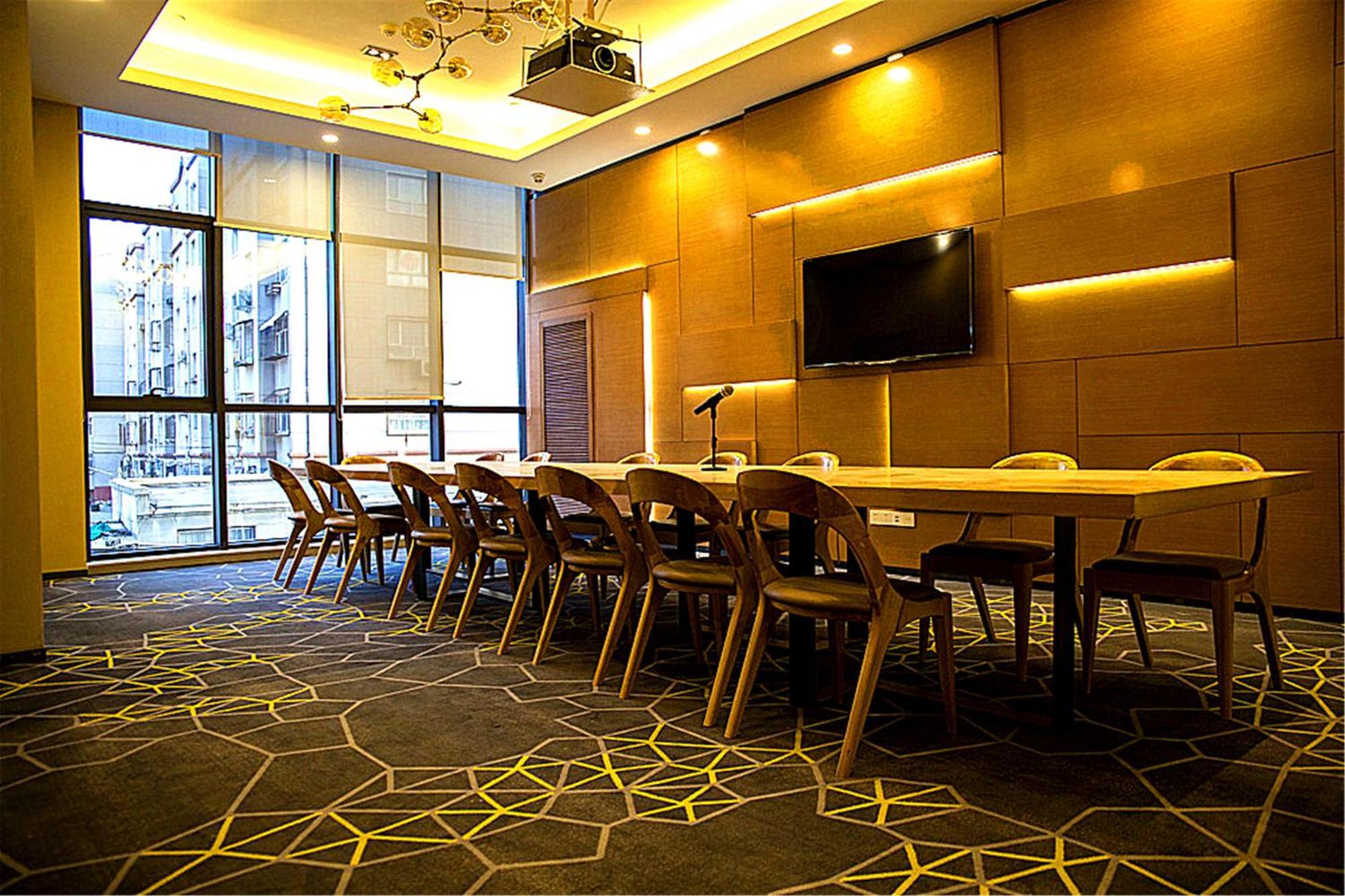 Holiday Inn Express Zhangjiakou Park View, An Ihg Hotel מראה חיצוני תמונה